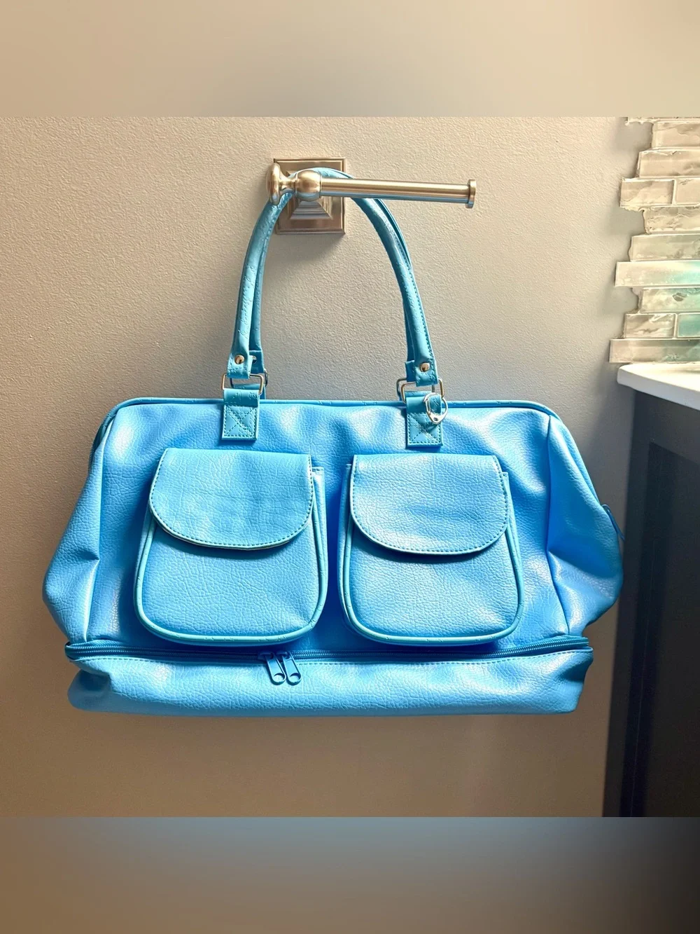 Sky Blue Vegan Leather Multi Pocket Weekender Duffel Tote Bag Bottom Zip. New